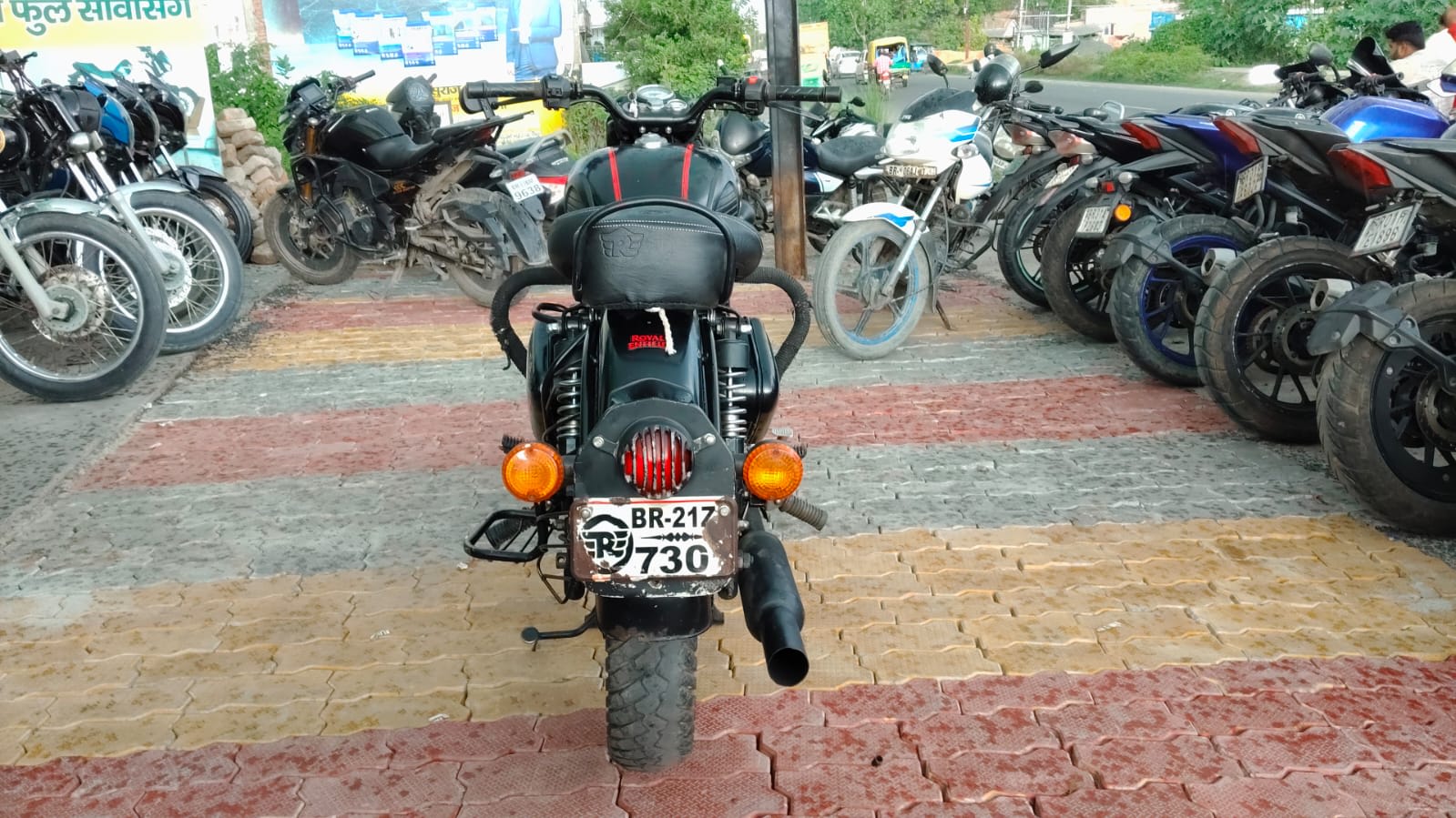 Royal Enfield Classic 350 2021 in Muzaffarpur photo 3
