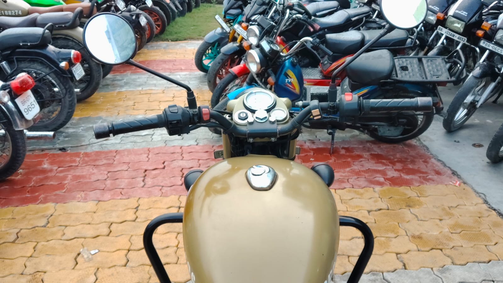 Royal Enfield Classic 350 2019 in Muzaffarpur photo 2