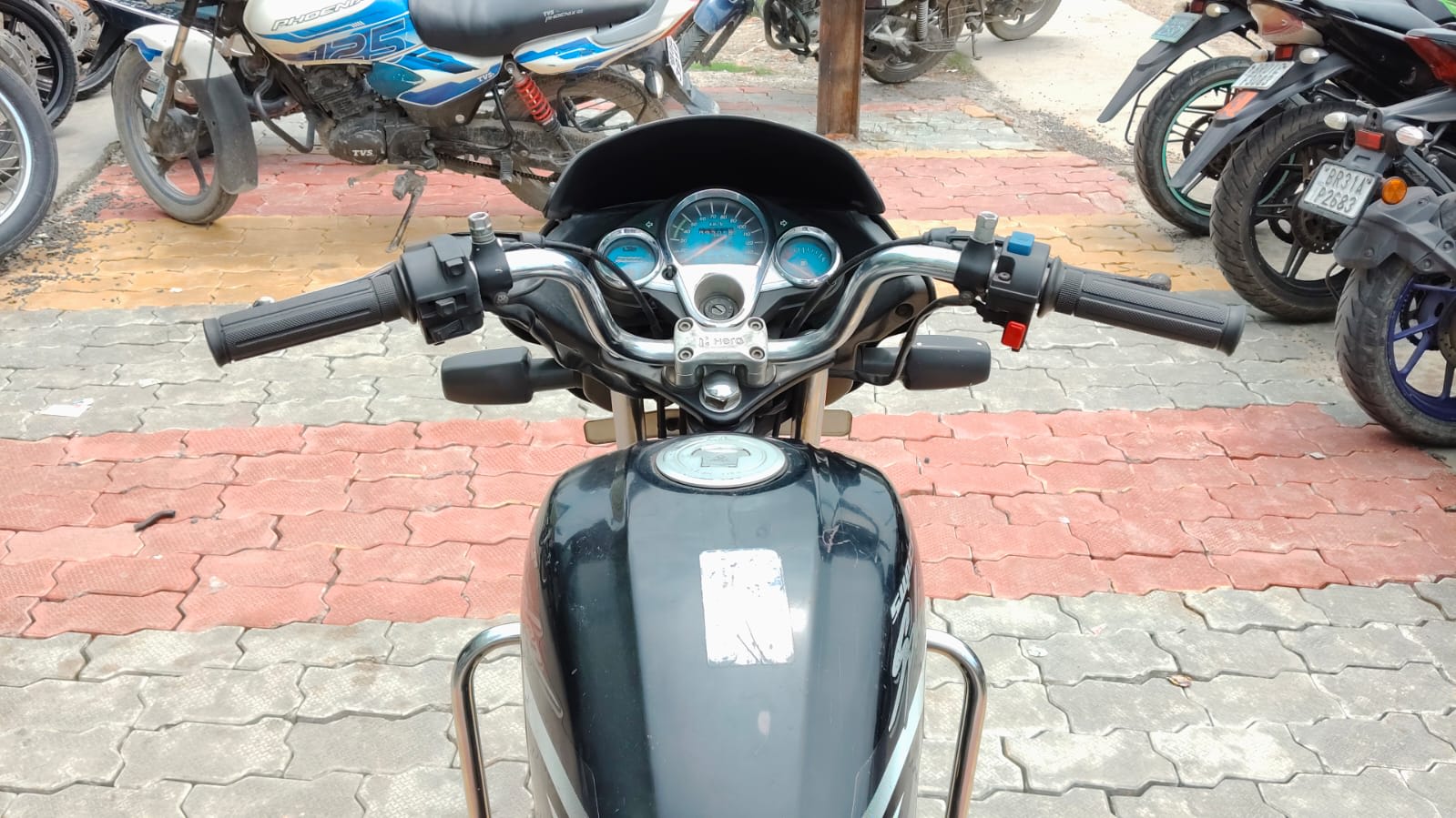 Hero Super Splendor 2019 in Muzaffarpur photo 3