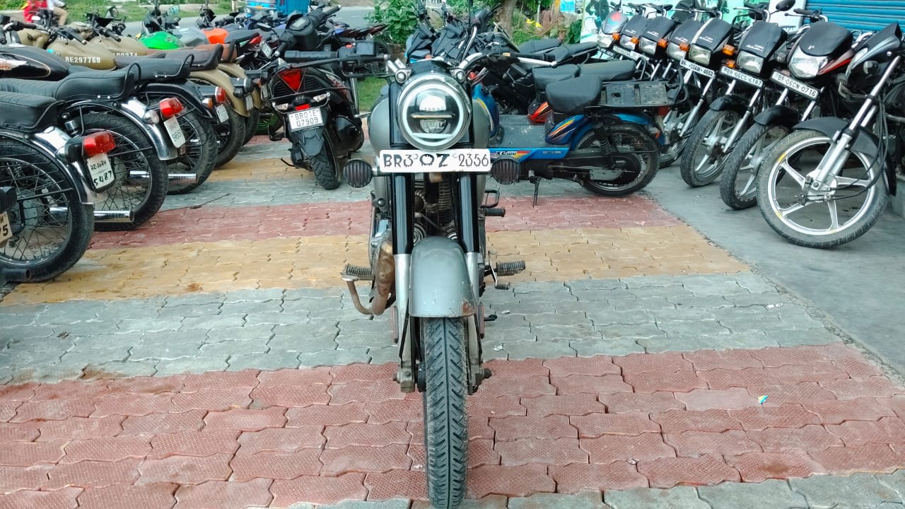 Royal Enfield Classic 350 2020 in Muzaffarpur photo 3