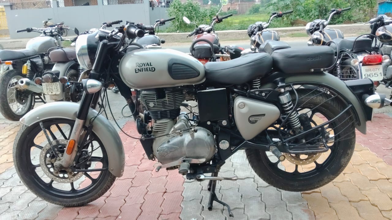 Royal Enfield Classic 350 2020 in Muzaffarpur photo 5