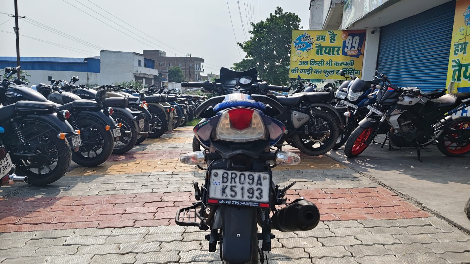 TVS APACHE 160 2V 2021 in Muzaffarpur  photo 4