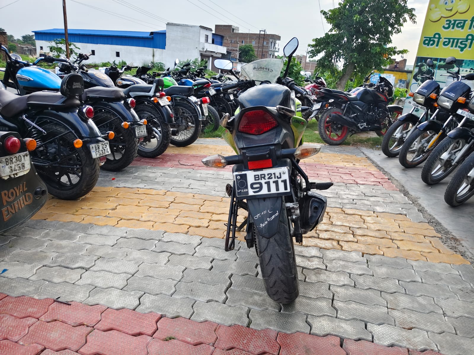 Honda CBR150 2014 in Muzaffarpur  photo 4