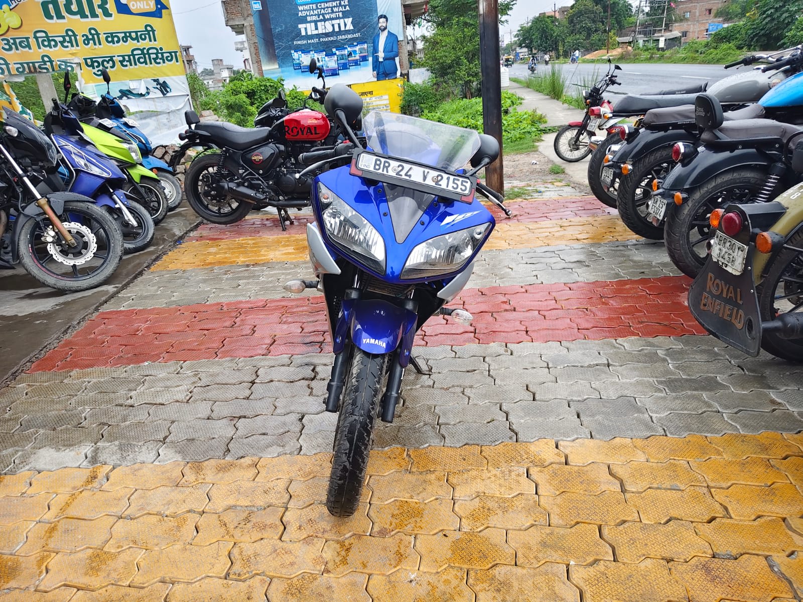 Yamaha R15 V1 2019 in Muzaffarpur  photo 3