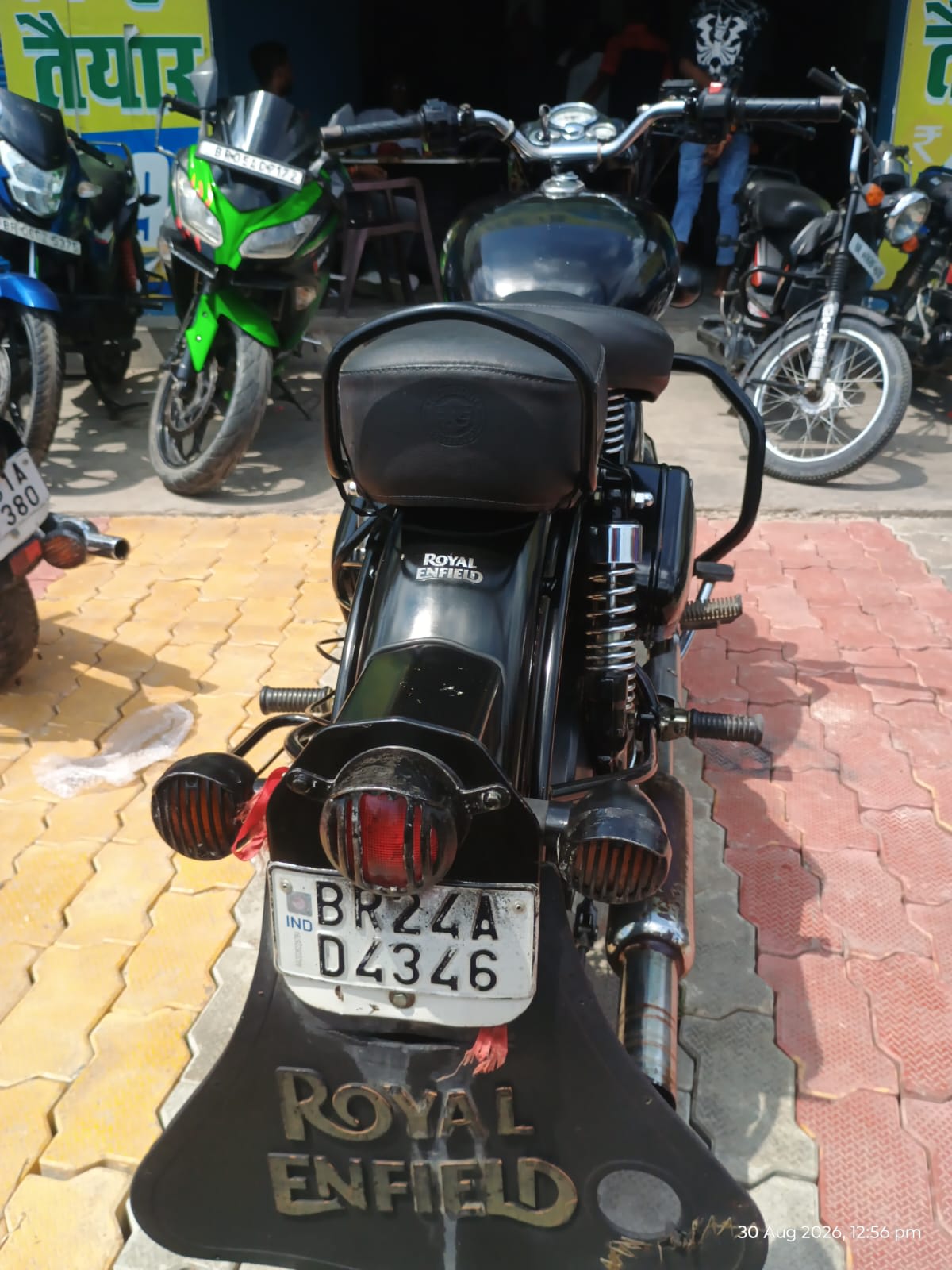Royal Enfield CLASSIC 350 2021 in Muzaffarpur  photo 3