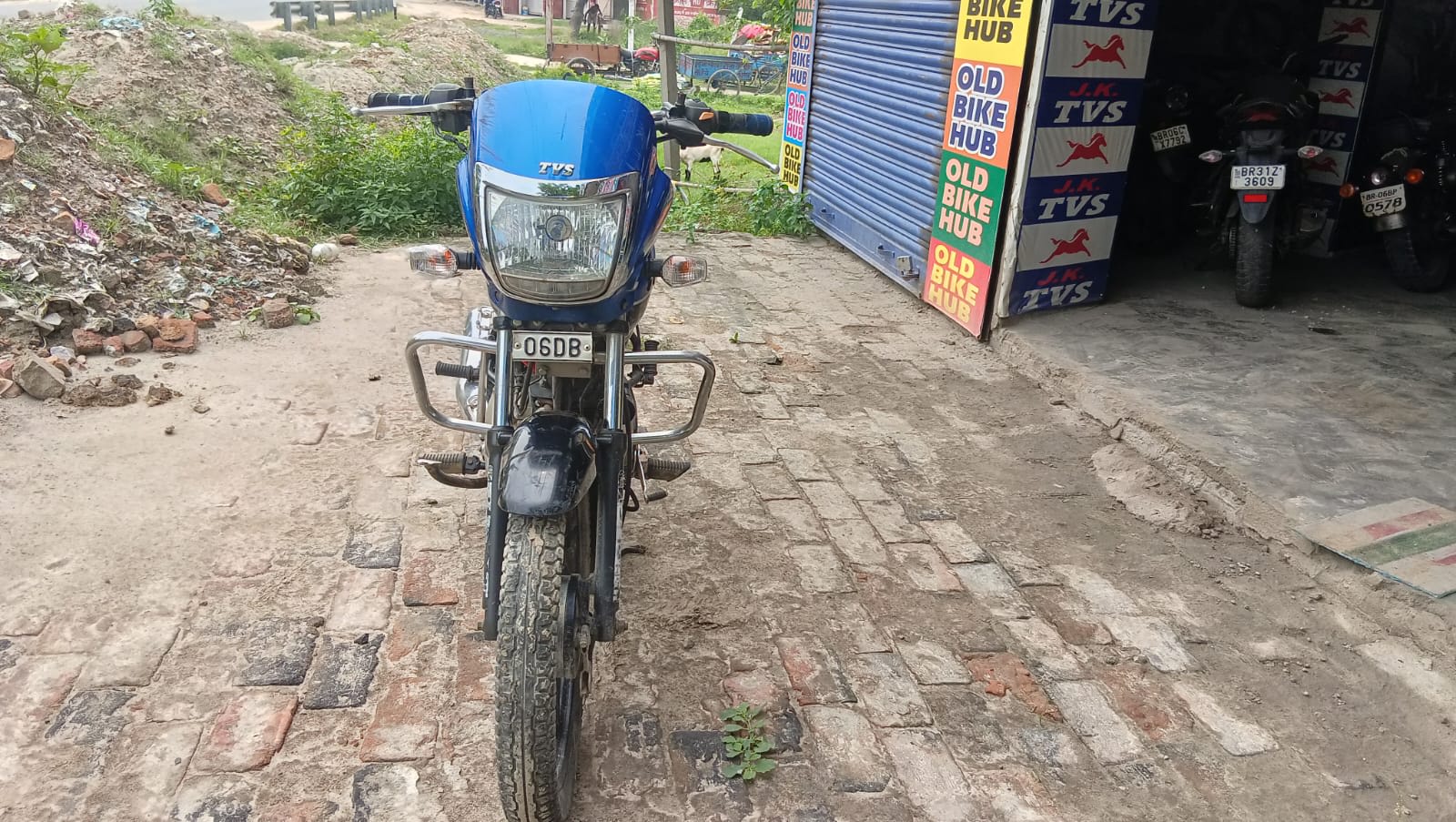 TVS RADEON 2022 in Muzaffarpur photo 4