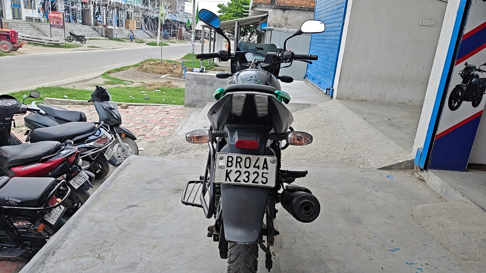 Bajaj PULSAR 125 2021 in Muzaffarpur photo 3