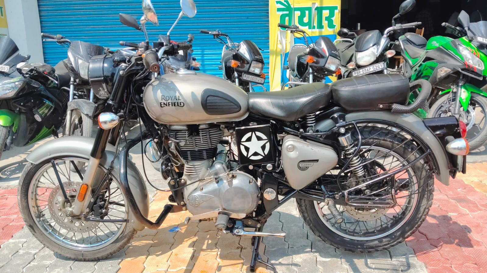 Royal Enfield Classic 350 2020 in Muzaffarpur photo 3