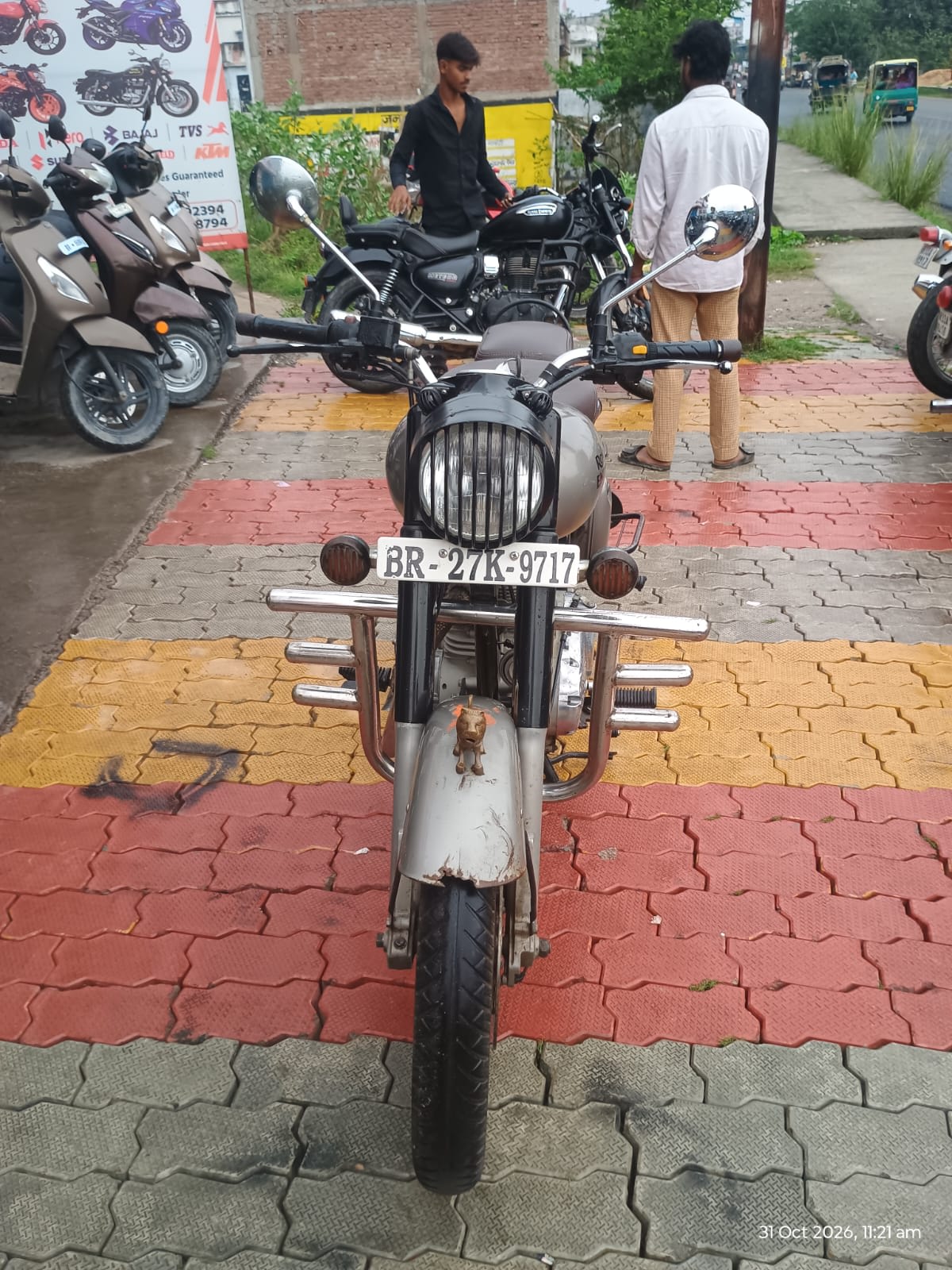 Royal Enfield Classic 2019 in Muzaffarpur photo 5