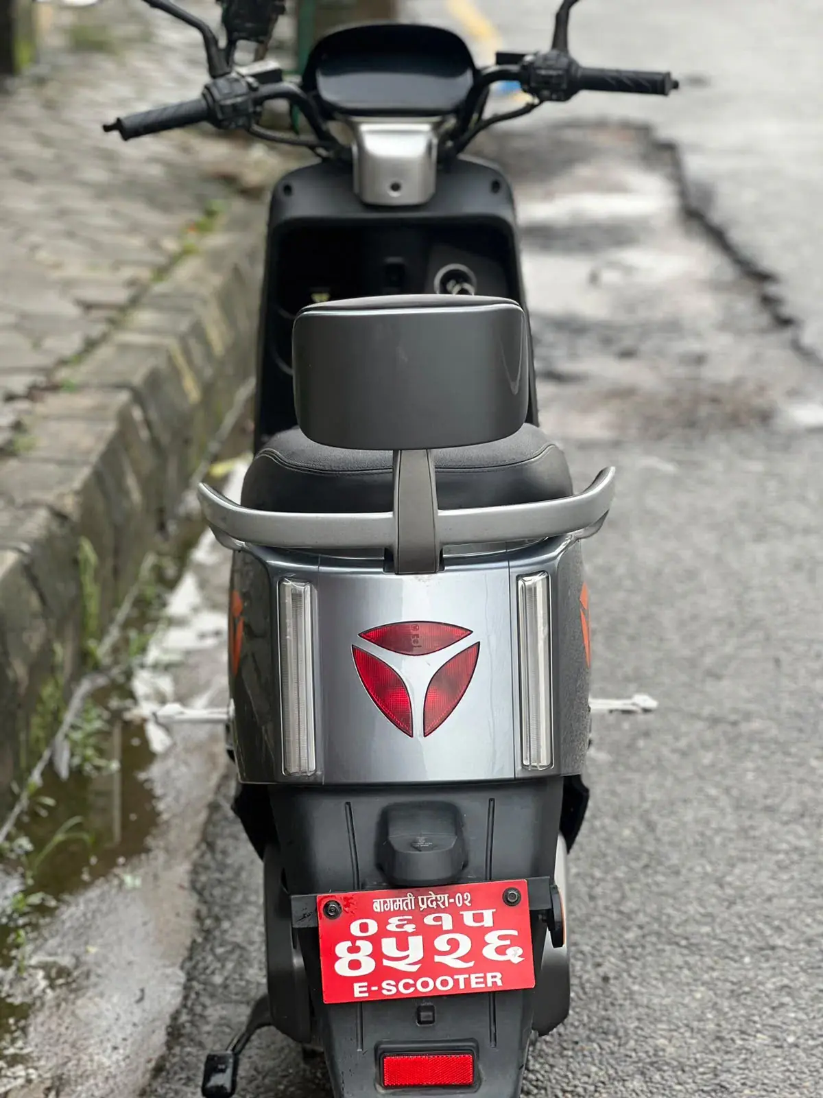 Yadea E85 Pro