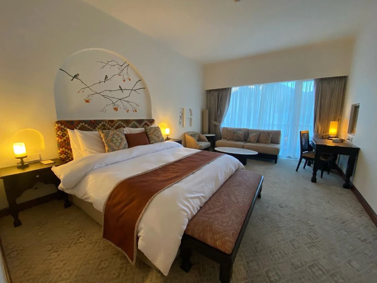 Sost Serena Hotel featured 2