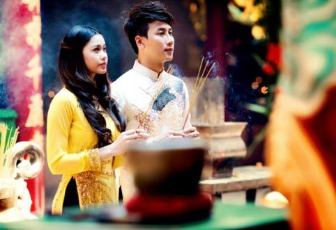Giải mã giấc mơ: Nằm mơ thấy đi chùa có điềm báo gì?
