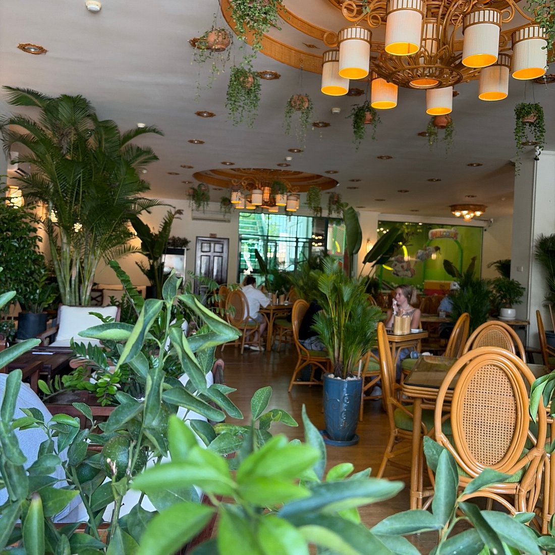 Garden Cafe в Нячанге