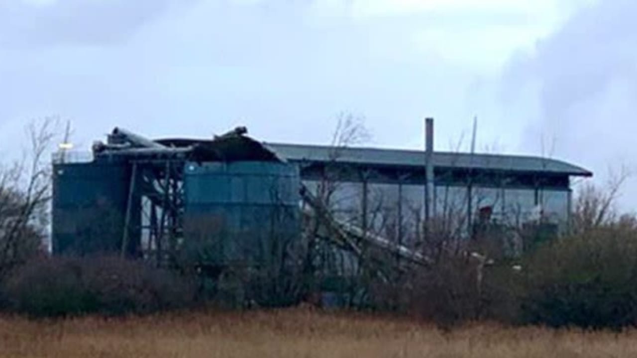 Big blast rocks warehouse near Bristol, many casualties feared Big blast rocks warehouse near Bristol, many casualties feared