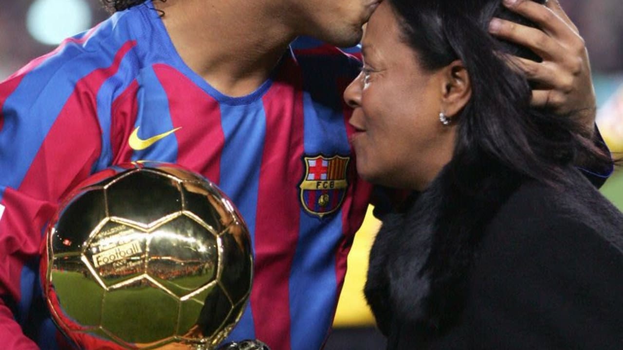 Ronaldinho loses mum to COVID-19 Ronaldinho loses mum to COVID-19