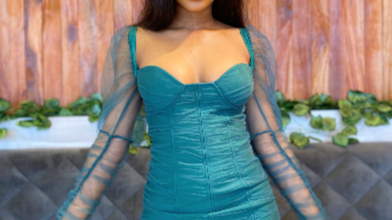 Twitter users react as Nigerian lady comes online to search for a boyfriend for herself and her friends Twitter users react as Nigerian lady comes online to search for a boyfriend for herself and her friends