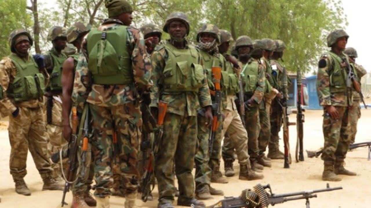 Nigerian troops repel bandits on notorious Kaduna-Abuja highway Nigerian troops repel bandits on notorious Kaduna-Abuja highway