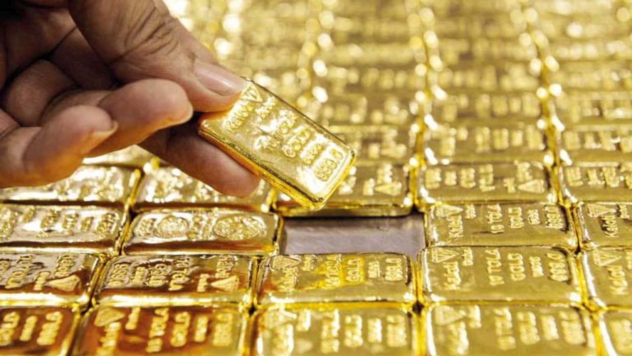 Customs seizes 17kg gold bars at airport Customs seizes 17kg gold bars at airport