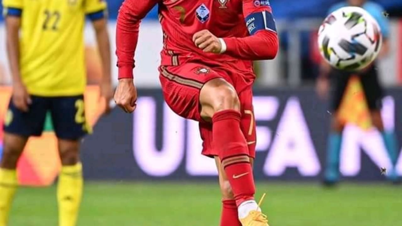 Cristiano Ronaldo has done it again Cristiano Ronaldo has done it again