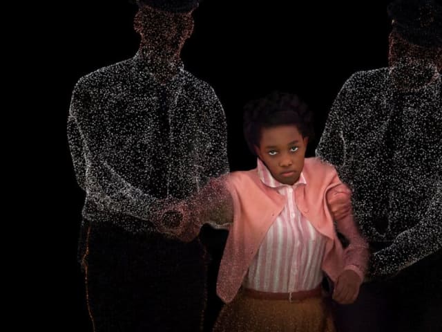 Novaya [Colored／Noire] (1)