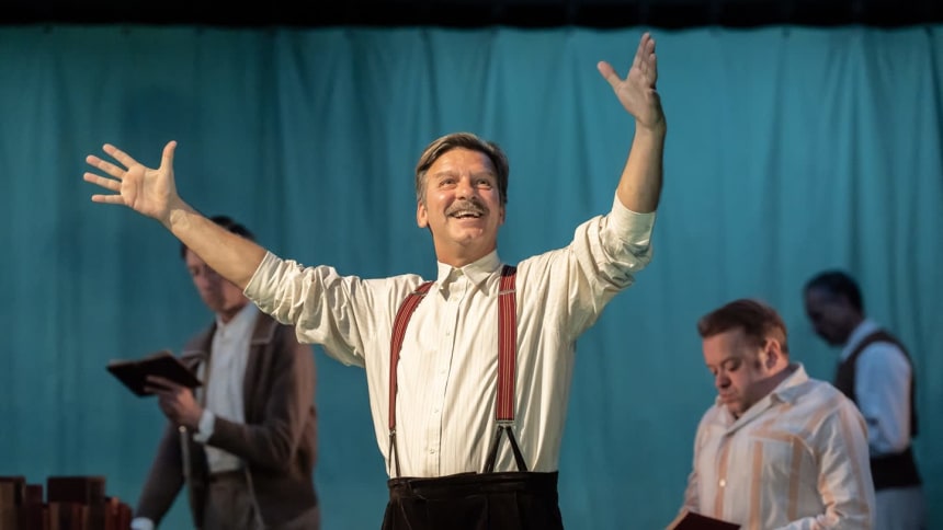 Jason Hughes (Archie Lush) and the cast of Nye at the National Theatre. Photographer Johan Persson  52598