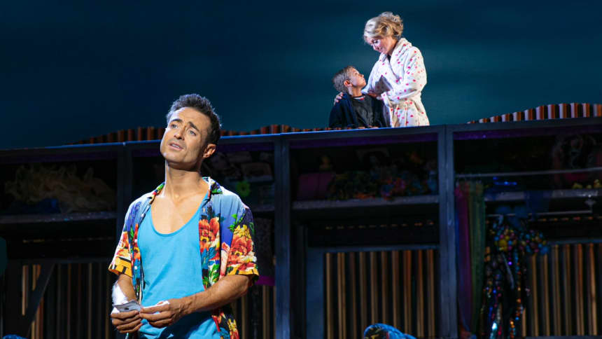 #437 Priscilla Queen of the Desert