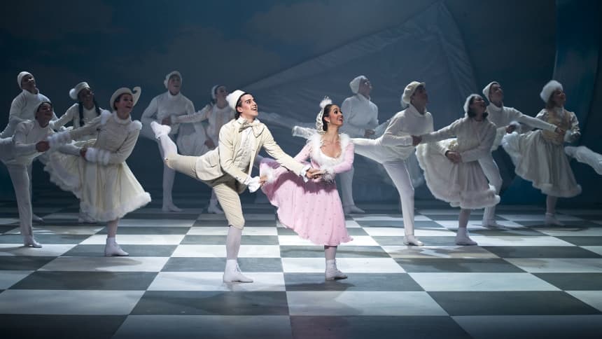 #600 Matthew Bourne's Nutcracker