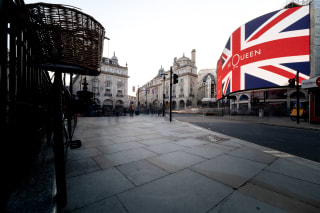 Piccadilly Circus