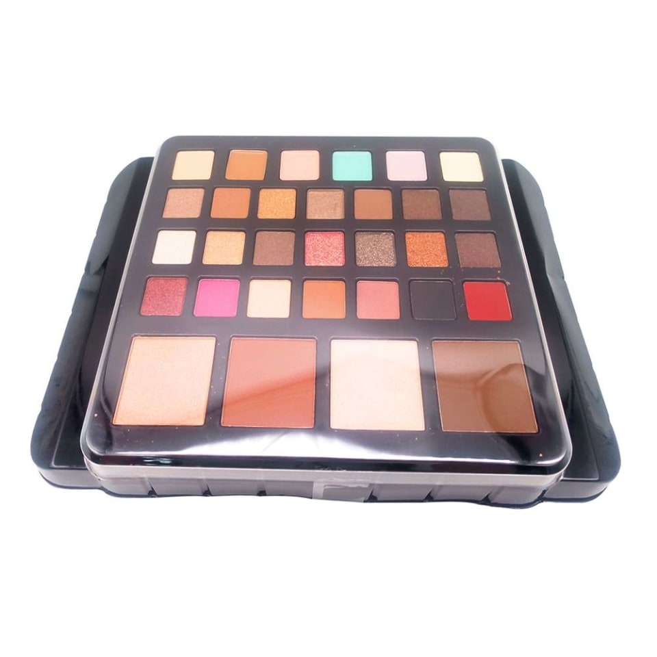 Set de maquillaje Cosmetic Lab Tota Beauty maletín 61 pzas | Walmart Set de maquillaje Cosmetic Lab Tota Beauty maletín 61 pzas | Walmart