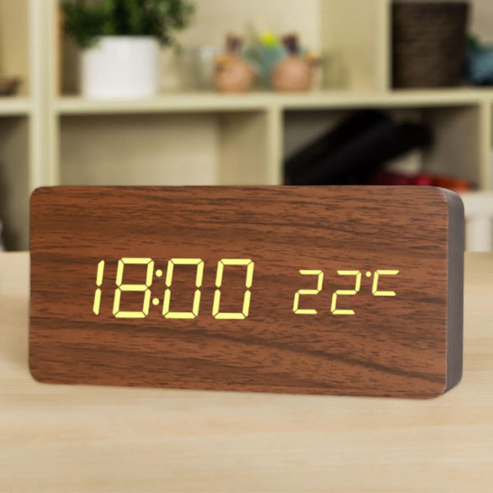 Cumplido Erudito primer ministro Reloj despertador digital moderno, 3 ajustes de , pantalla de fecha de  temperatura de , reloj despertador LED grande para dormitorio, sala marrón  Macarena Despertador digital | Bodega Aurrera en línea