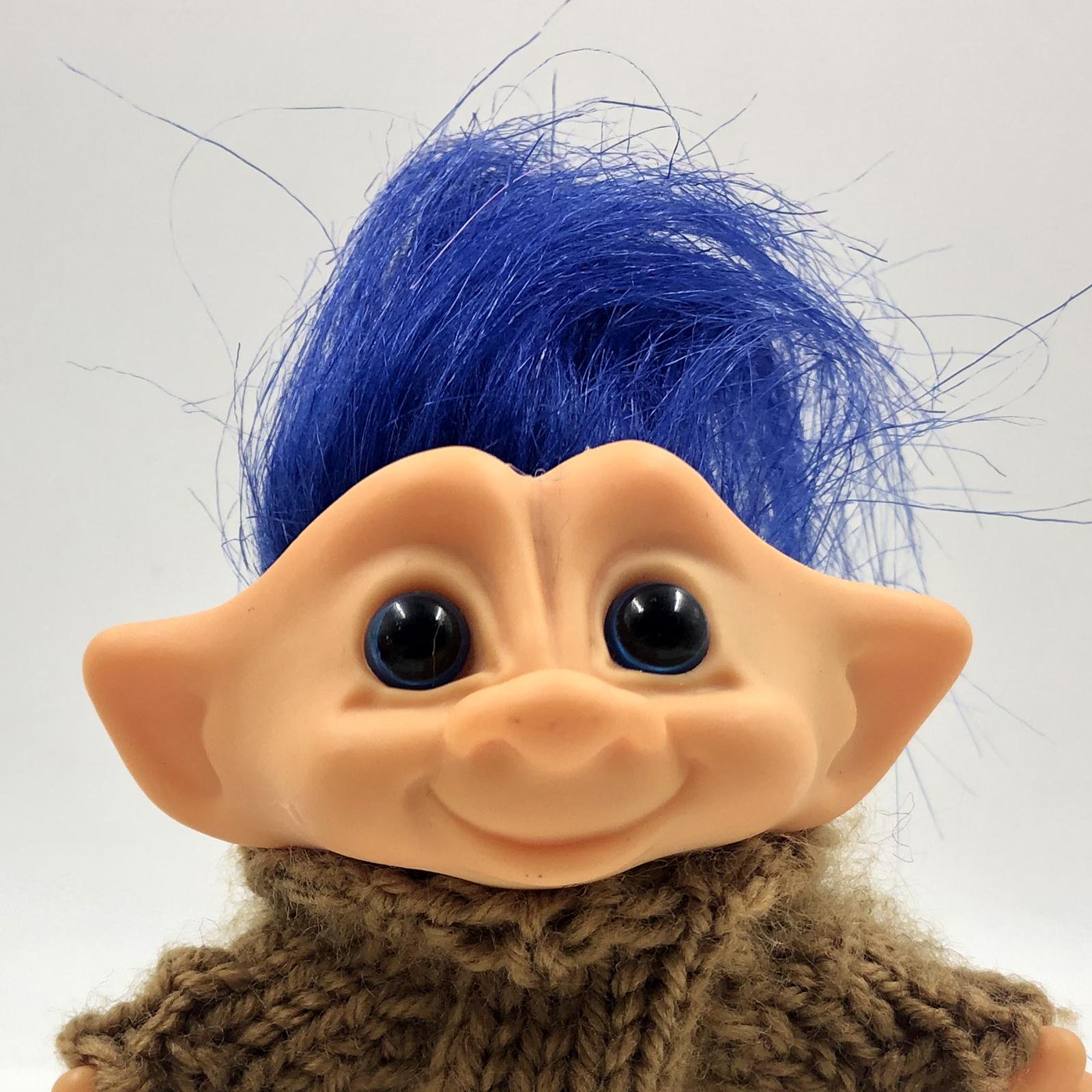2x Trolls muneca pastel adorno con cabellero y ropa de accion Trolls cumpleanos pastel Cupcake ador Yotijar pequenos munecos trolls Walmart en linea