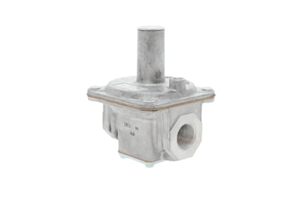 Maxitrol RV53 Appliance Gas Regulator - 1" NPT, 1/2 PSI Max, 3-6" W.C.