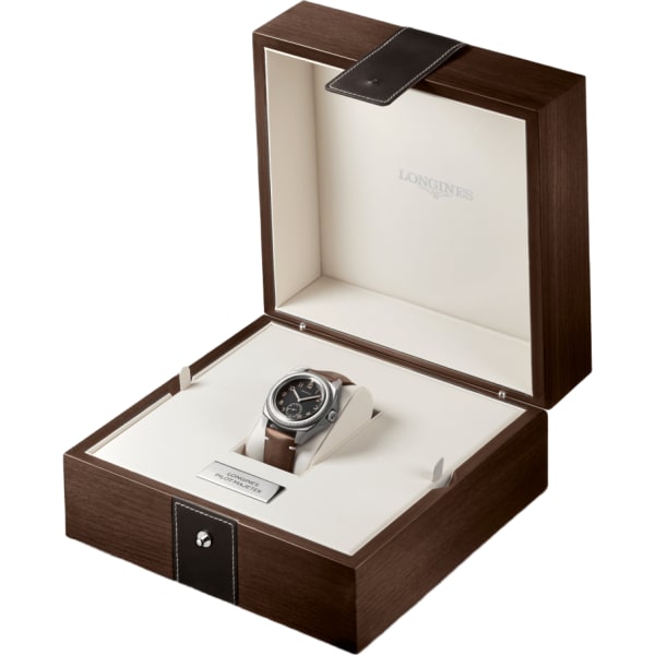 Longines Pilot Majetek