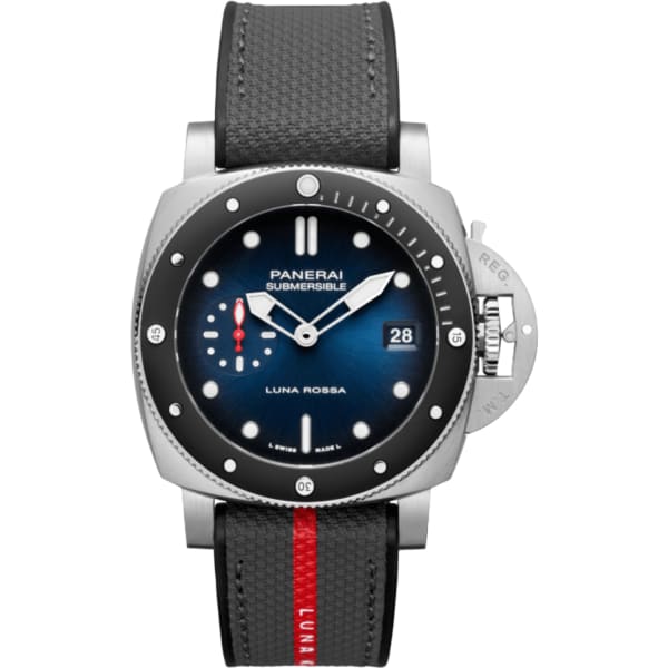 Panerai Submersible Luna Rossa