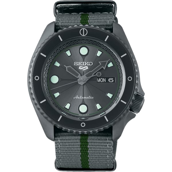 Seiko 5 Sports