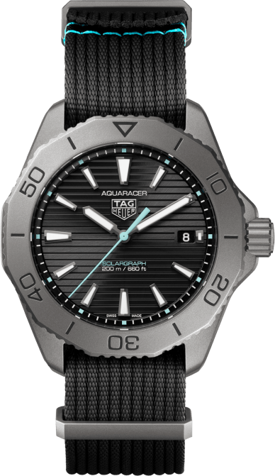 TAG Heuer Aquaracer Professional 200 Solargraph