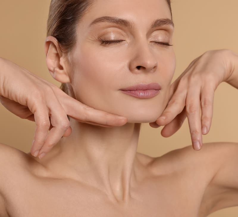 Facial Lifting Massage