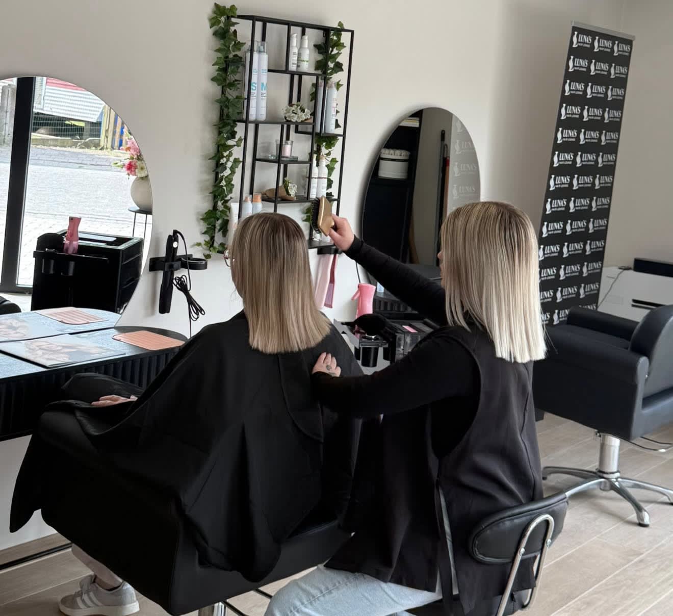 Luna’s Hair Lounge
