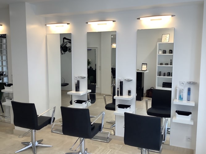 Le salon Hand in Hair à Bougival : un salon tendence et moderne 