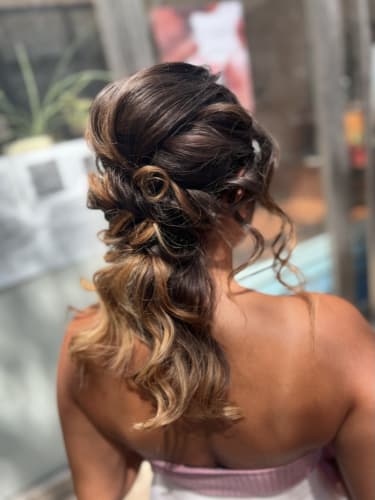 Coiffure de mariée à Marseille