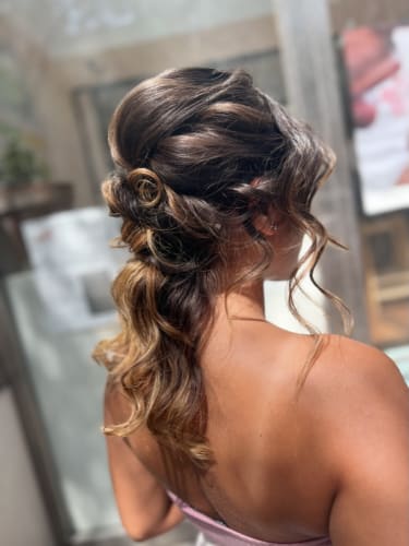 Coiffure de mariée à Marseille