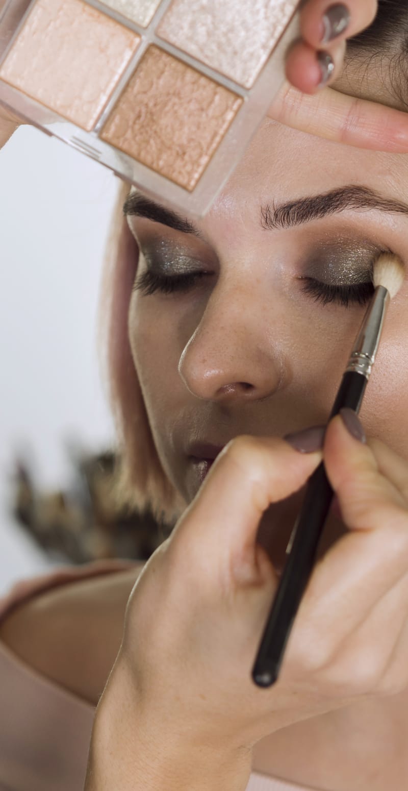 Salon de maquillage à Paris