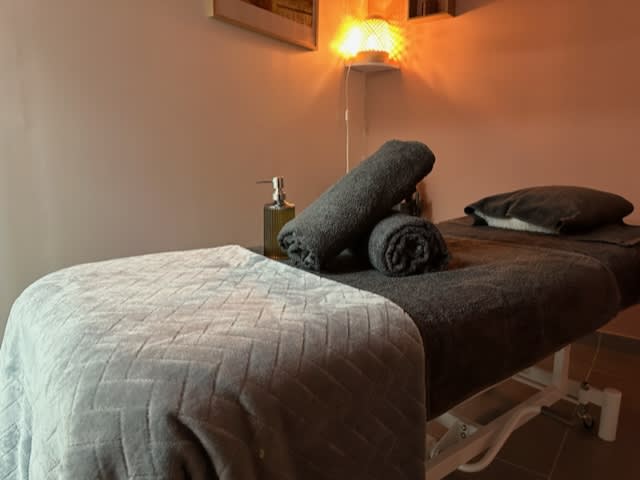 Masseuse-kinésithérapeute, Salon esthétique à Arras, drainage lymphatique et massages