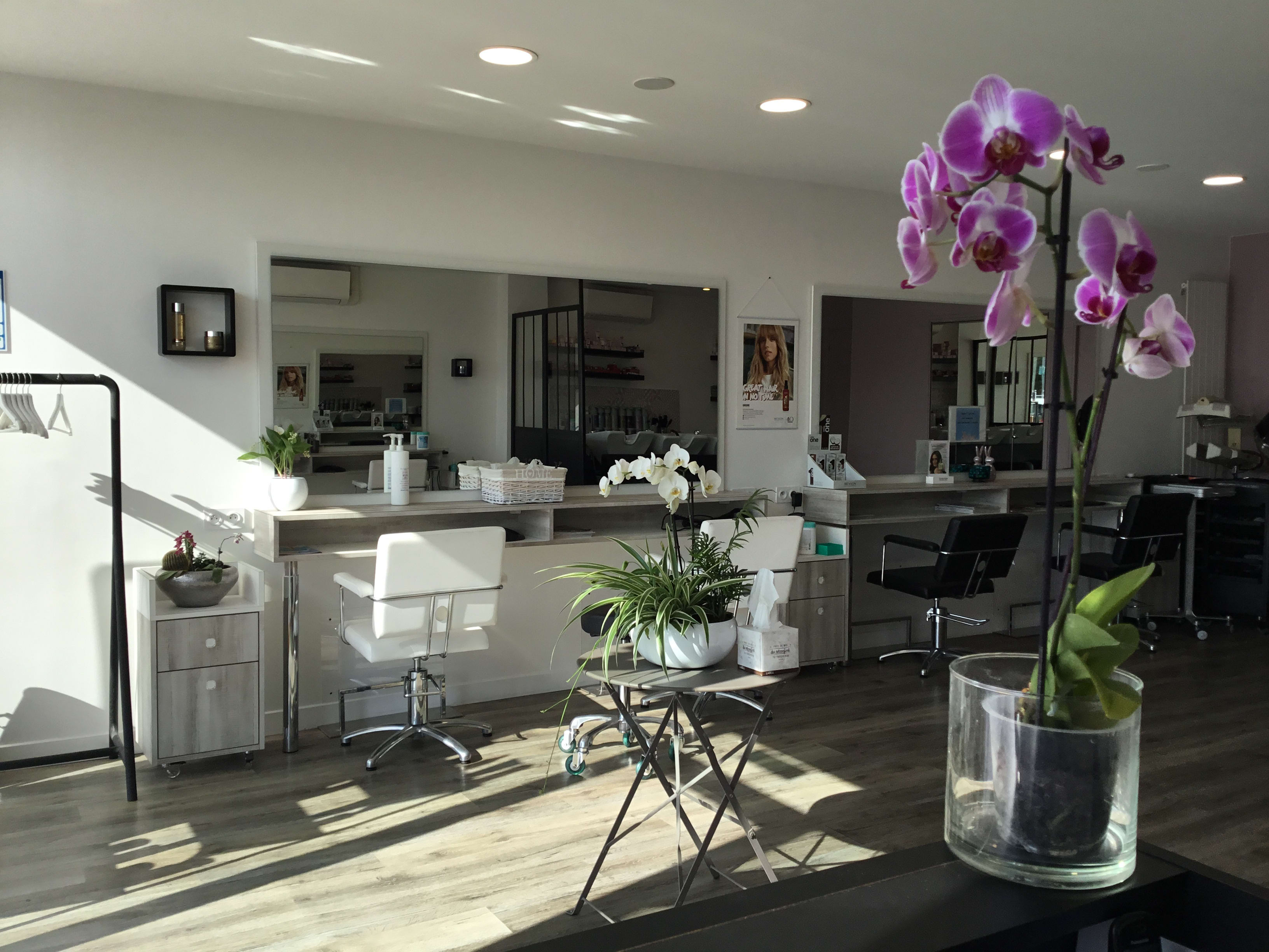 L'Atelier n°5 salon de coiffure mixte à Longpont-sur-Orge - 91310