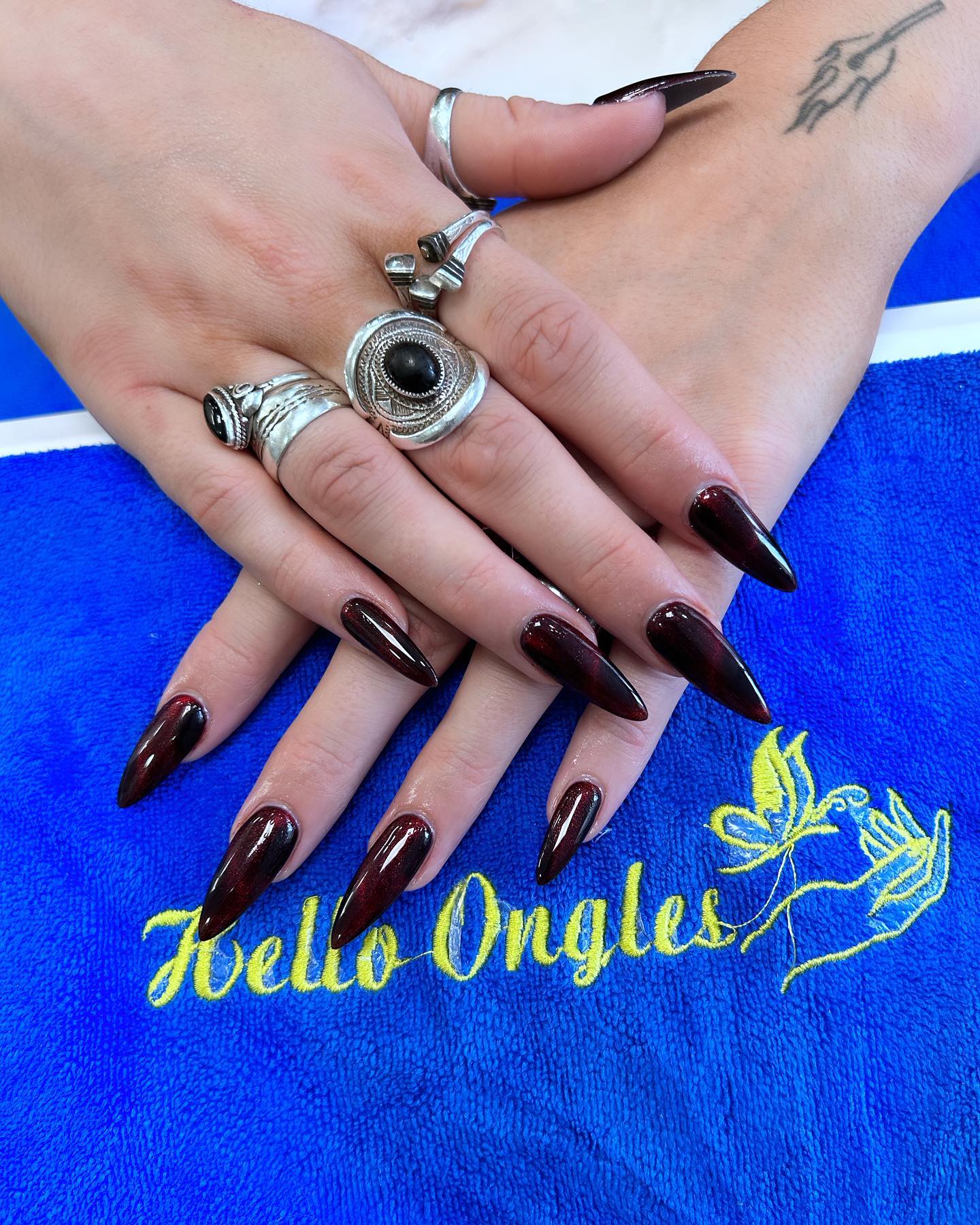 Hello Ongles 