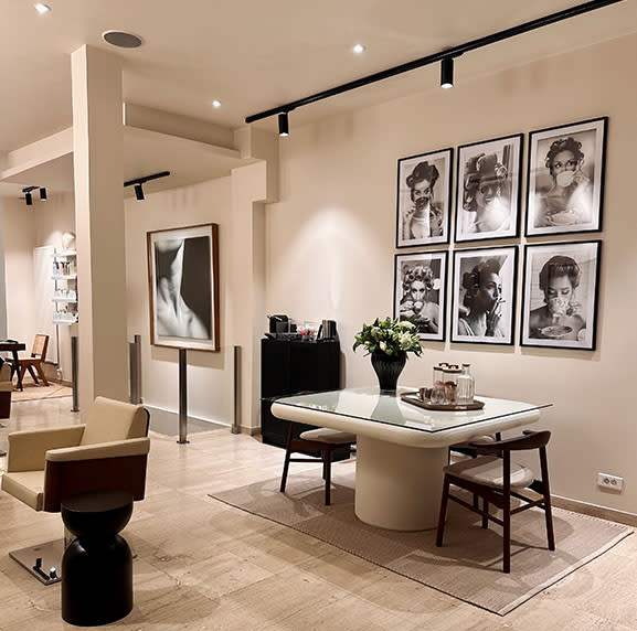 Salon de coiffure mixte à Paris - (75016) 