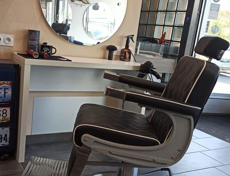 Salon de coiffure mixte à Illzach