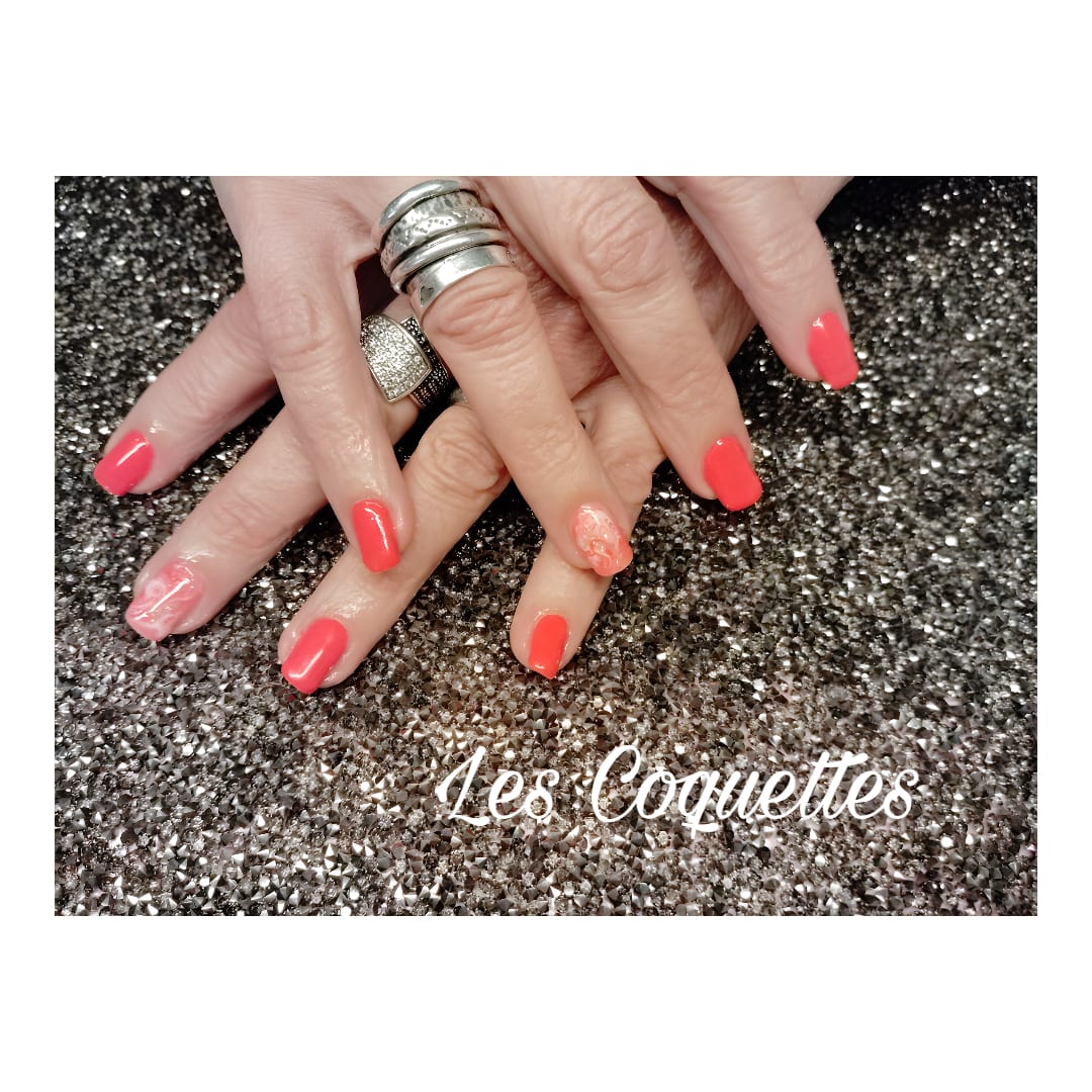 Bar à ongles à Villeneuve-lès-Avignon