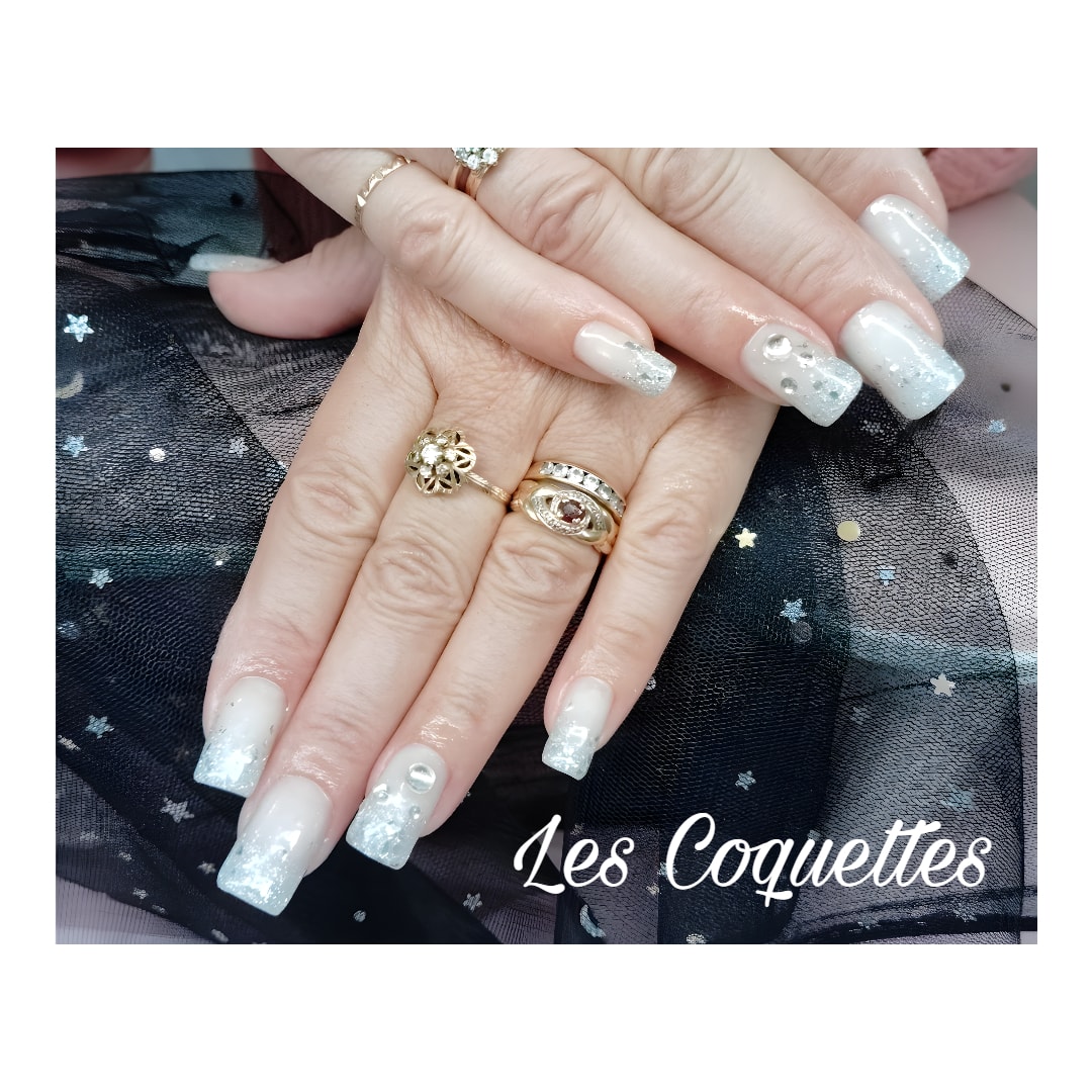 Bar à ongles à Villeneuve-lès-Avignon