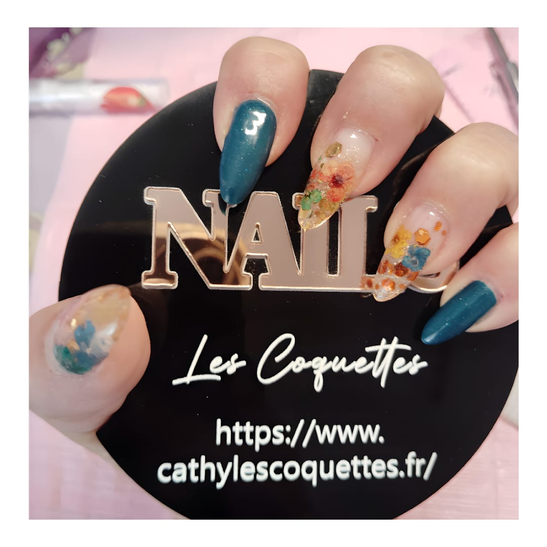 Bar à ongles à Villeneuve-lès-Avignon